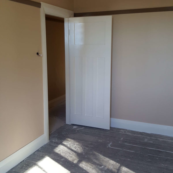 Coffs Harbour Newly Paint White Door | Axis Painting